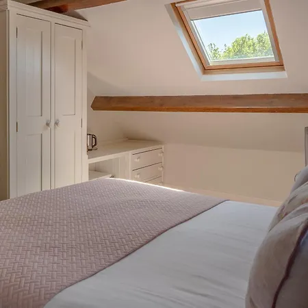 Broom House At Bridge 3*