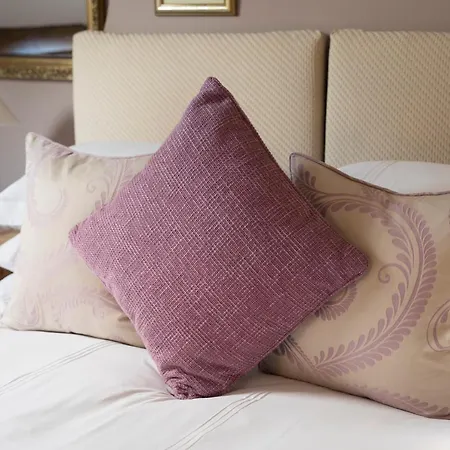 Broom House At Bridge Bed & Breakfast 3*