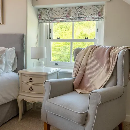 Broom House At Bridge 3*