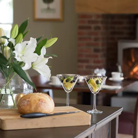 Broom House At Bridge Nocleg ze śniadaniem 3*